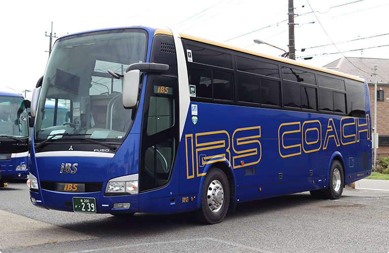 DELUXE 大型バス